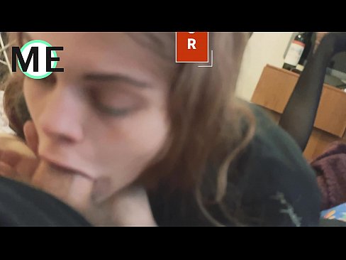 ❤️ Palo de garganta, pantalóns rasgados e tacóns rasgados agradable de coñecer ☑ Sexo a nós gl.xxxdesichudai.ru ❌❤